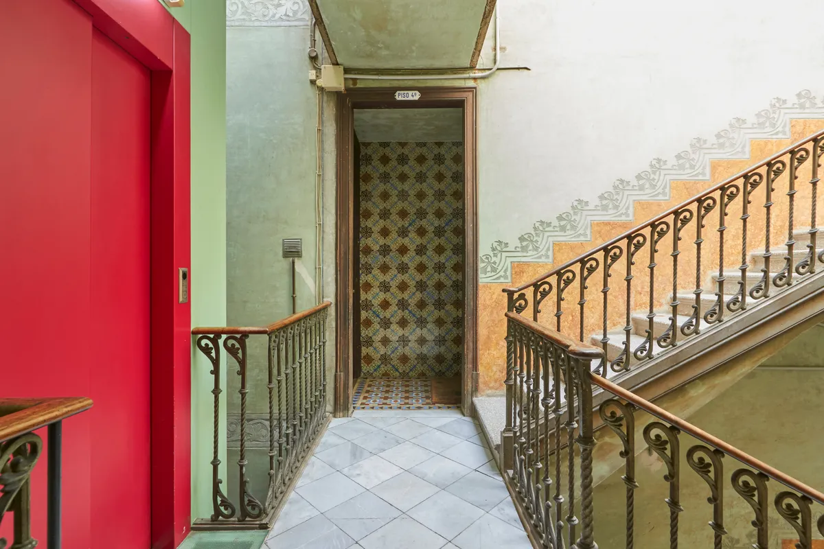 Muntaner — 10