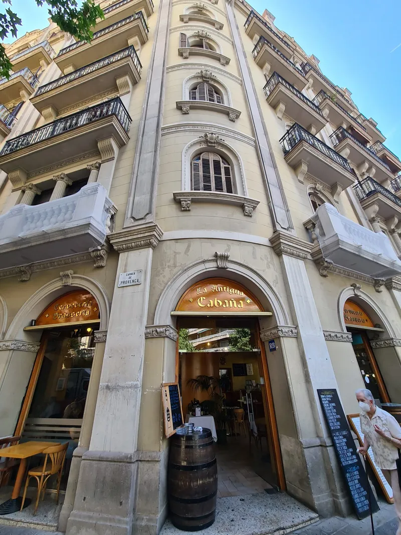 Provença 292 — 4